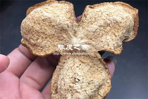 陈皮泡茶里面那层白膜要刮掉吗